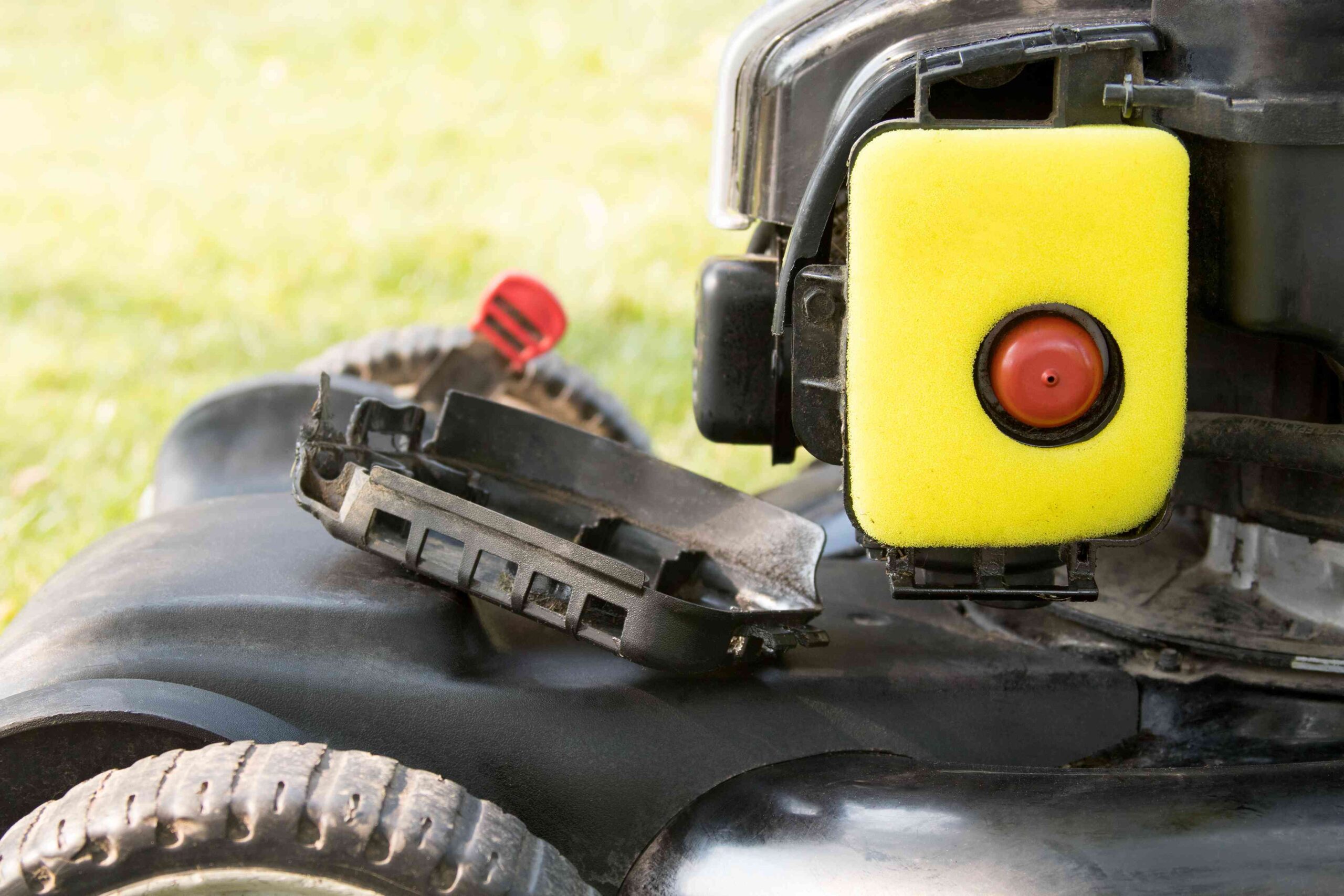 Strategies to Clear a Backyard Mower Air Filter